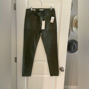 Vigoss Marley Mid-Rise Skinny. Size 30.
